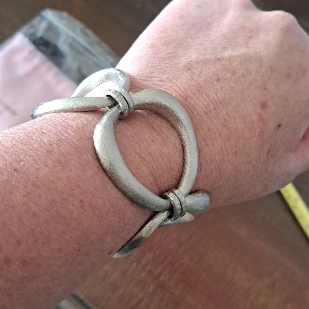 Silver Link Bracelet - Picture 8 of 9